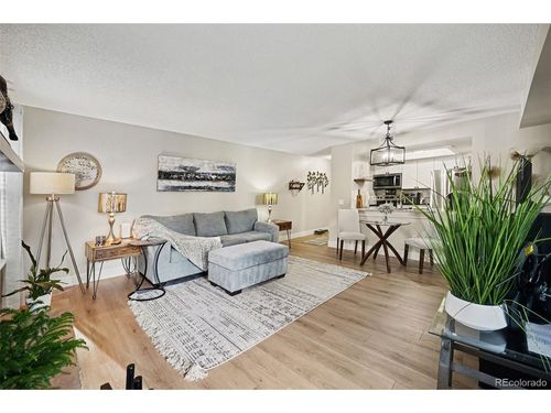 12-4284 S Salida Way, Aurora, CO, 80013-3286 | Card Image