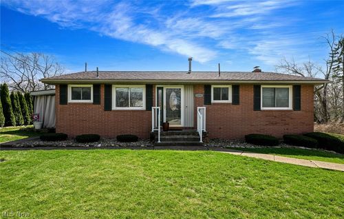 1156 Terrace Rd Nw, North Canton, OH, 44720-2278 | Card Image