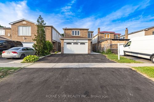 97 Banting Cres, Brampton, ON, L6Y2M3 | Card Image