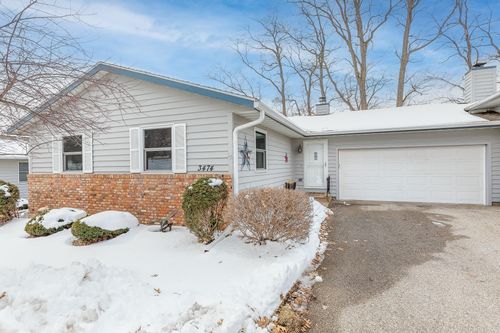 3474 Woodbridge Ct, La Crosse, WI, 54601 | Card Image