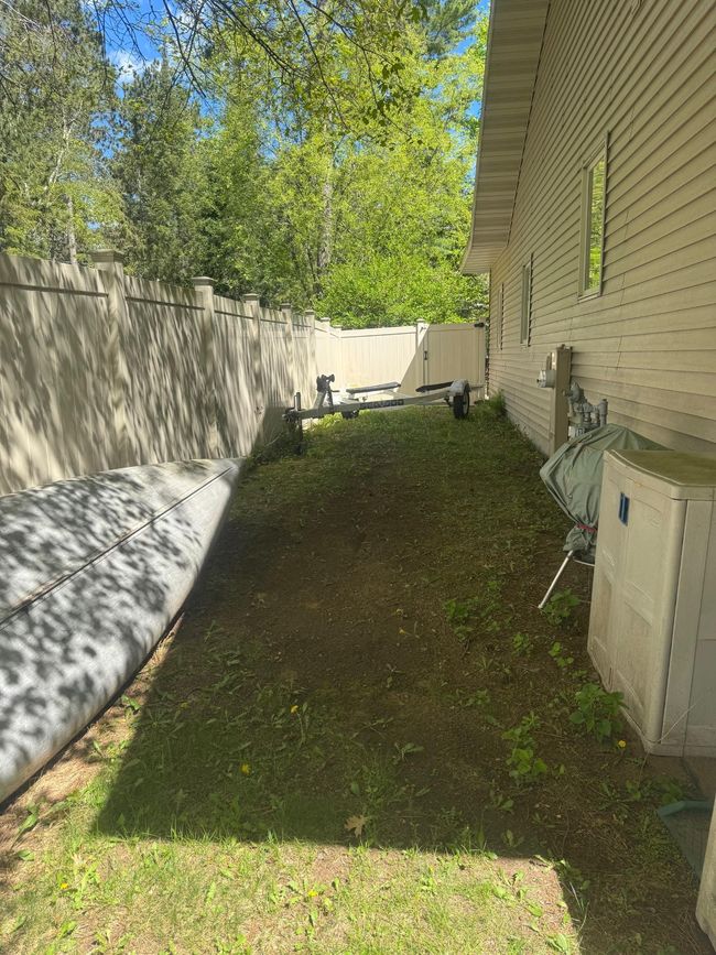 2027 The Point Rd W, House other with 4 bedrooms, 4 bathrooms and 2 parking in Tomahawk WI | Image 25