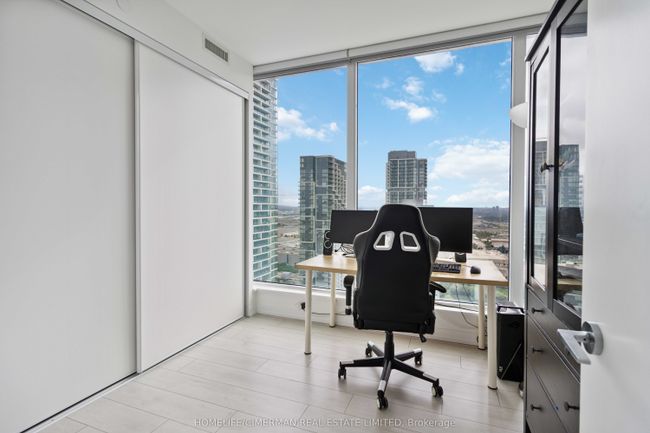 4502 - 5 Buttermill Ave, Condo with 3 bedrooms, 2 bathrooms and null parking in Vaughan ON | Image 13
