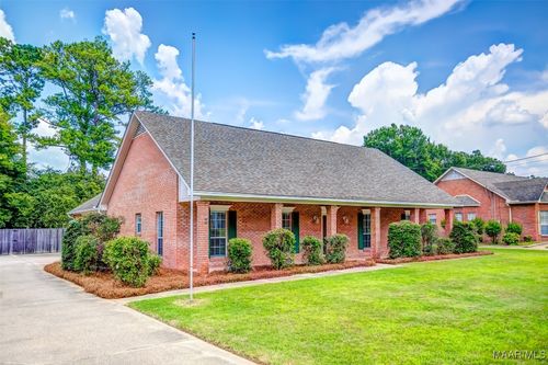 3925 Samantha Dr, Montgomery, AL, 36109-1650 | Card Image