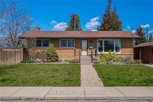 79 Sandalwood Ave, Hamilton, ON, L8T2E4 | Card Image