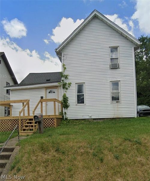 1915 Maple Ave Ne, Canton, OH, 44714-2137 | Card Image