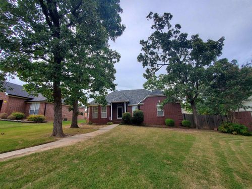 16 Golden Oaks Cove, Maumelle, AR, 72113 | Card Image