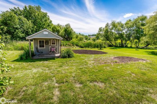 1410 Greenfield Dr, Marshalltown, IA, 50158-4643 | Card Image