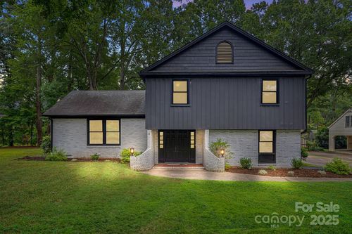 1108 Braeburn Rd, Charlotte, NC, 28211-4767 | Card Image
