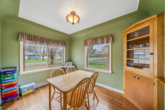 06_interior.jpg | Image 6