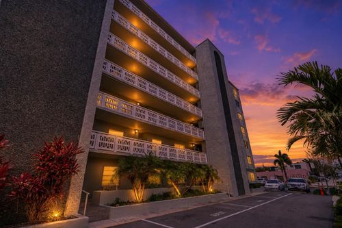 407-7321 Central Ave, St Petersburg, FL, 33710-7451 | Card Image