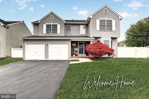 14 Sunflower Ln, Hamilton, NJ, 08620-3002 | Card Image