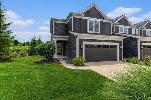 1-4047 Enclave Way, Kalamazoo, MI, 49006-6164 | Card Image