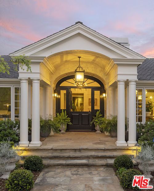 2760 Sycamore Canyon Rd, Santa Barbara, CA, 93108-1916 | Card Image