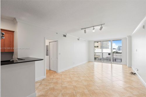 apt-1214-325 S Biscayne Blvd, Miami, FL, 33131-2384 | Card Image