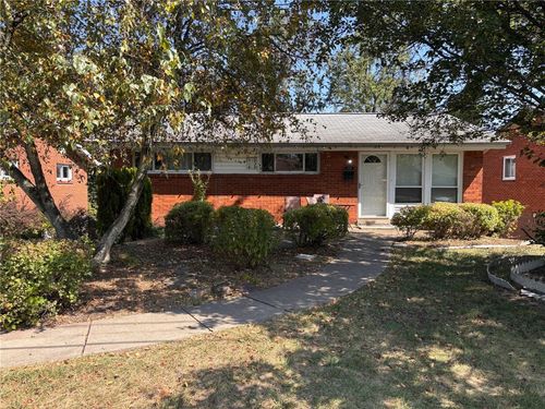 370 Princeton Dr, Penn Hills, PA, 15235-4841 | Card Image