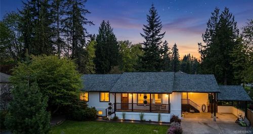 1025 Maple Lane Dr, Parksville, BC, V9P1T3 | Card Image