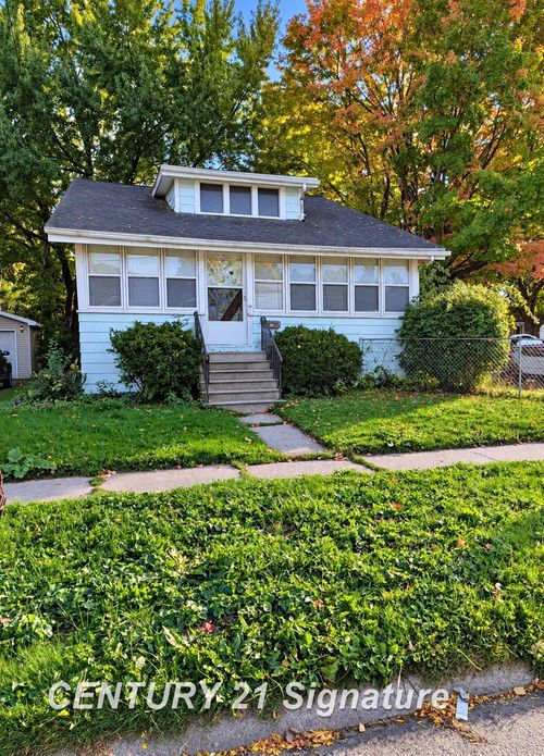 1621 Cooper Avenue, Saginaw, MI, 48602 | Card Image