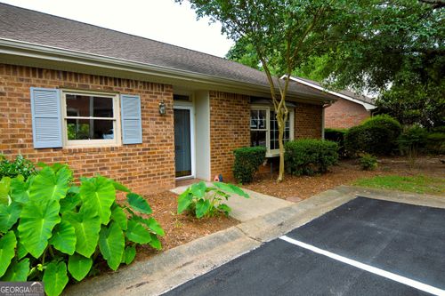 228-250 Cleveland Rd, Bogart, GA, 30622-1779 | Card Image