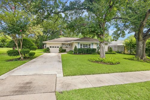 4712 Glenmont St, Bellaire, TX, 77401-2305 | Card Image