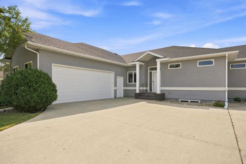 715 Northridge Way, West Fargo, ND, 58078-4365 | Card Image
