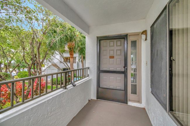 APT-1005 - 7509 Glendevon Ln, Condo with 2 bedrooms, 2 bathrooms and null parking in Delray Beach FL | Image 4