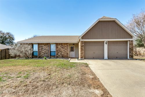 3209 Vintage Way, Bedford, TX, 76021-3910 | Card Image