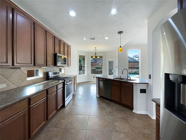 3306 Cactus Heights Ln, House other with 4 bedrooms, 4 bathrooms and 2 parking in Pearland TX | Image 12