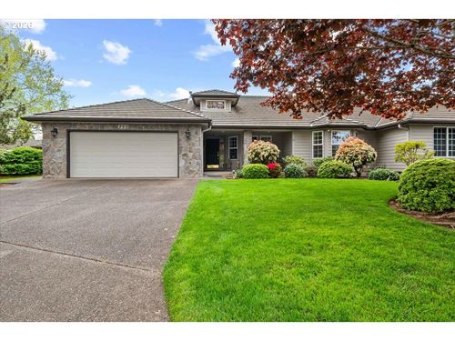 755 Castle Pines Dr N, Keizer, OR, 97303-7481 | Card Image