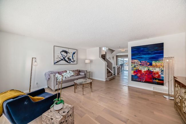 15 Elgin Meadows Park Se, Home with 4 bedrooms, 3 bathrooms and 2 parking in Calgary AB | Image 7
