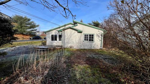 1517 St Margarets Bay Rd, Lakeside, NS, B3T1A9 | Card Image