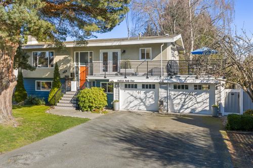 1664 58 St, Delta, BC, V4L1X7 | Card Image