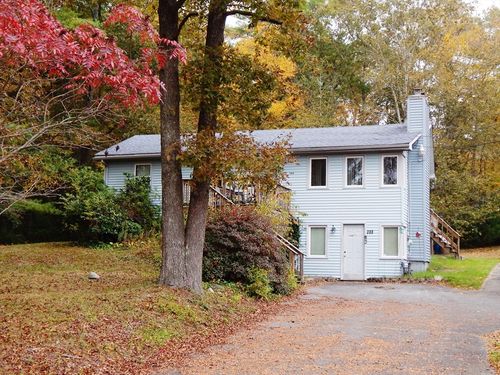 300 High Hill Rd, Dartmouth, MA, 02747-1317 | Card Image