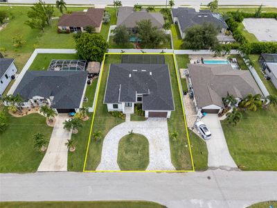 4349 Sw 16th Place, House other with 4 bedrooms, 3 bathrooms and null parking in Cape Coral FL | Image 3