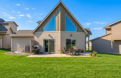 290 240th Ave, Arnolds Park, IA, 51331 | Card Image