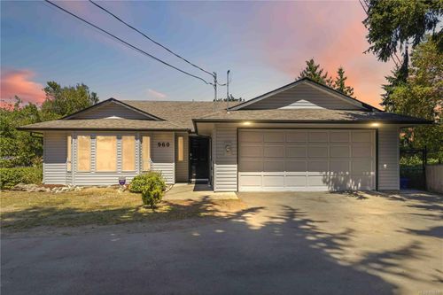 960 Dunford Ave, Langford, BC, V9B2S3 | Card Image