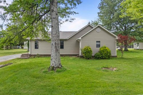 135 Hart Rd, Judsonia, AR, 72081-9371 | Card Image