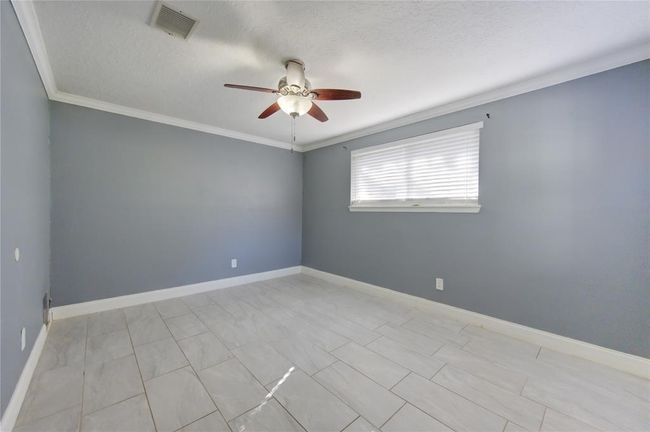 11222 Langdon Ln, House other with 4 bedrooms, 2 bathrooms and null parking in Houston TX | Image 35