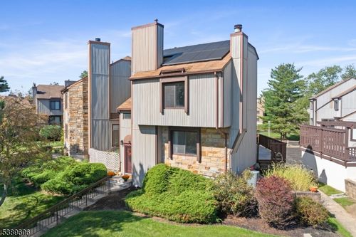 160 Goldmine Ln, Old Bridge, NJ, 08857-3326 | Card Image