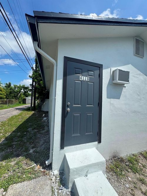 back-411 S C St, Lake Worth Beach, FL, 33460-4341 | Card Image
