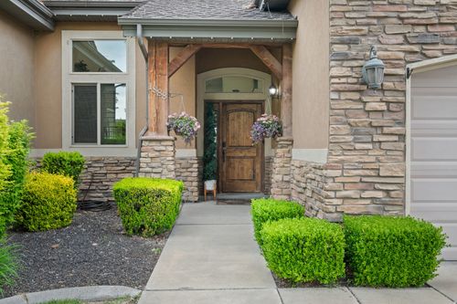 1888 W Golden Pond Way, Orem, UT, 84059-3352 | Card Image