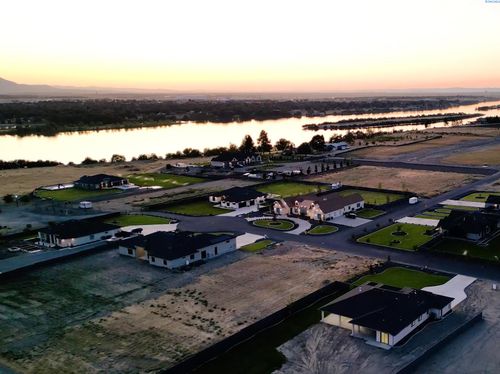 11804 Cordon Crest Ct, Pasco, WA, 99301-3095 | Card Image