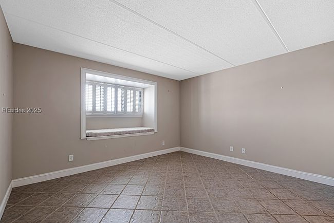 APT-311 - 100 Helmsman Way, Condo with 2 bedrooms, 2 bathrooms and null parking in Hilton Head Island SC | Image 11