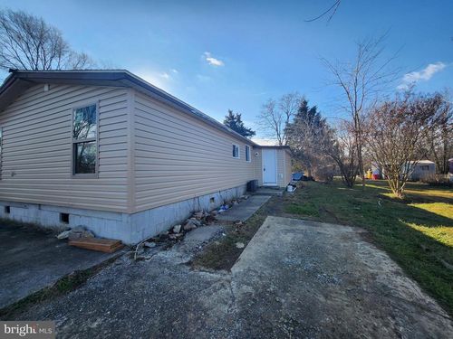164 Rudolph Ct, MARTINSBURG, WV, 25404-4358 | Card Image