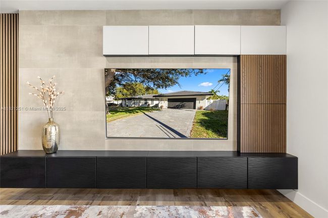 3910 Ne 27 Th Ter, House other with 4 bedrooms, 3 bathrooms and null parking in Lighthouse Point FL | Image 6