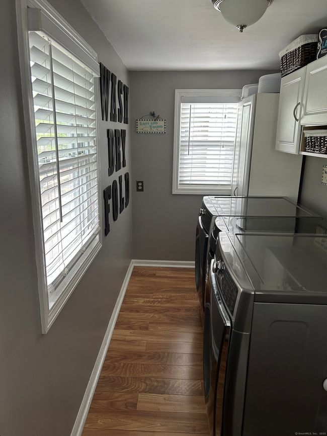 554 Huntington Rd, Home with 6 bedrooms, 4 bathrooms and null parking in Bridgeport CT | Image 15