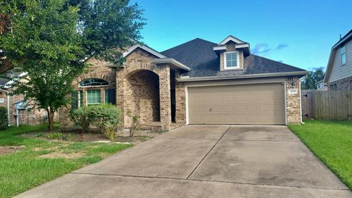 1205 Quarterhorse Dr, Alvin, TX, 77511-1784 | Card Image