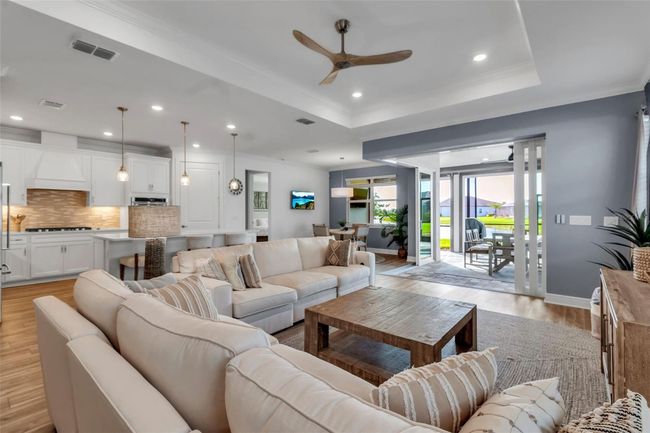 10724 Spring Tide Way, House other with 3 bedrooms, 3 bathrooms and null parking in Parrish FL | Image 15