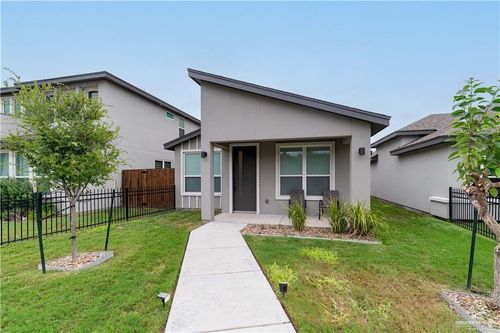 1321 Xavier Ave, McAllen, TX, 78504-6626 | Card Image