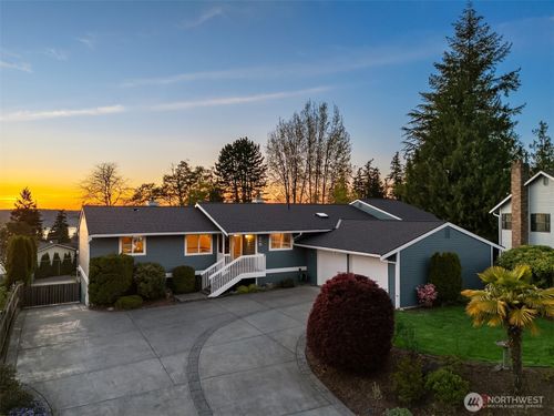 7081 47th Ave W, Mukilteo, WA, 98275-2545 | Card Image