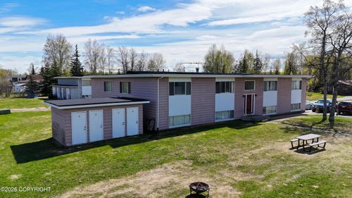 322 W Redoubt Ave, Soldotna, AK, 99669-7805 | Card Image